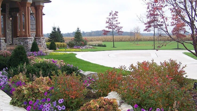 Nature’s Canvas: Mastering the Art of Landscape Maintenance